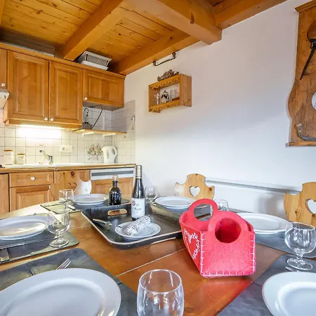 Les Hauts Des Chavants - By Interhome * Les Houches