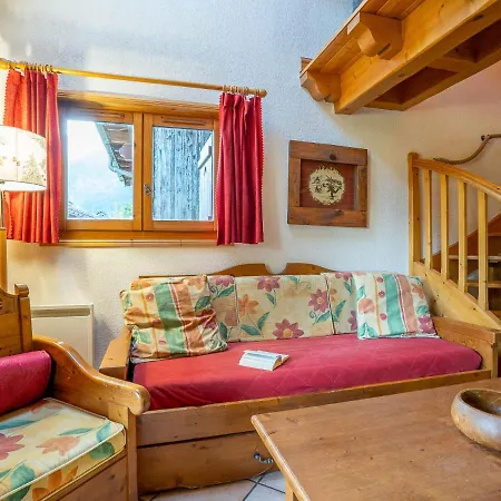 Apartment Les Hauts Des Chavants - By Interhome
